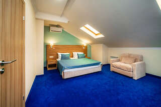 Отель Blue Marlin Hotel Геленджик Двухместный номер комфорт мансарда-2