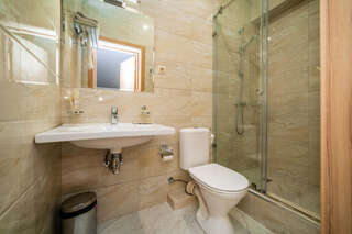 Отель Blue Marlin Hotel Геленджик Двухместный номер комфорт мансарда-6